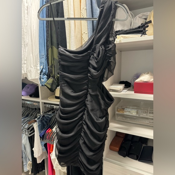 Aqua one shoulder chiffon ruched mini dress - Picture 3 of 4